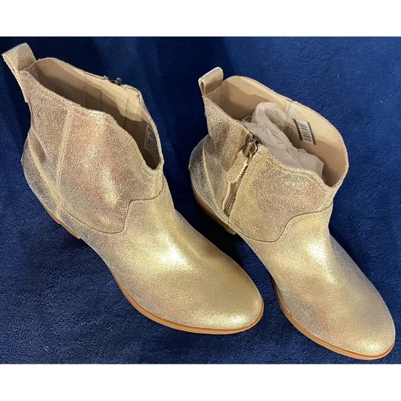 SOREL Lola ll Bootie in Sandy Tan “Gold” NWT Size 9.5 - Picture 8 of 16